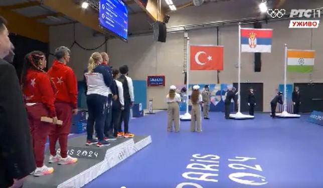 Himna Bože pravde na Olimpijskim igrama, zlato za Zoranu i Mikeca (4).jpg