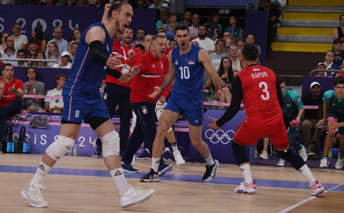 Srbija-Slovenija odbojka (1).jpg