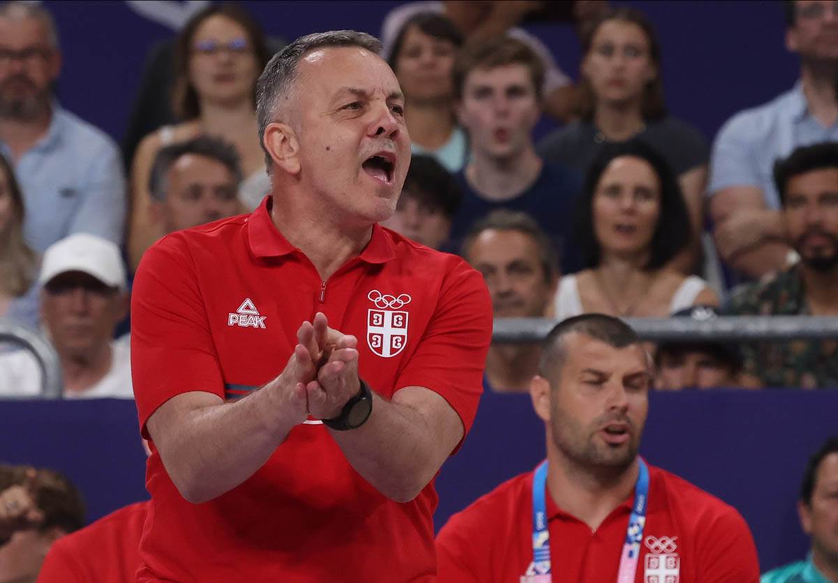 Srbija-Slovenija odbojka (4).jpg