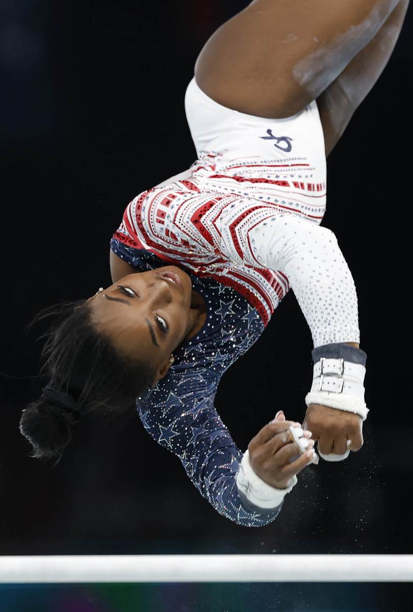 Majka ostavila Simon Bajls u sirotištu, sad hoće da je upozna