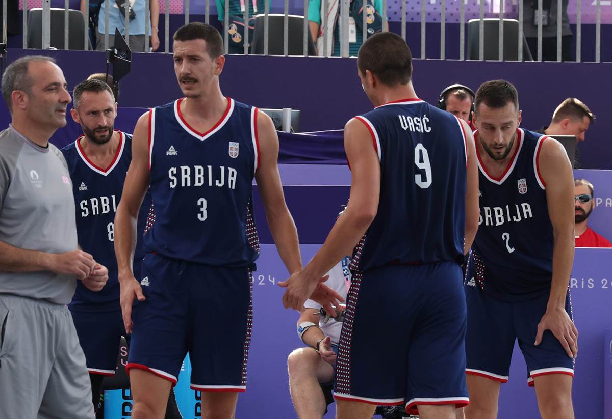 Srbija OI Košarka (8).jpg