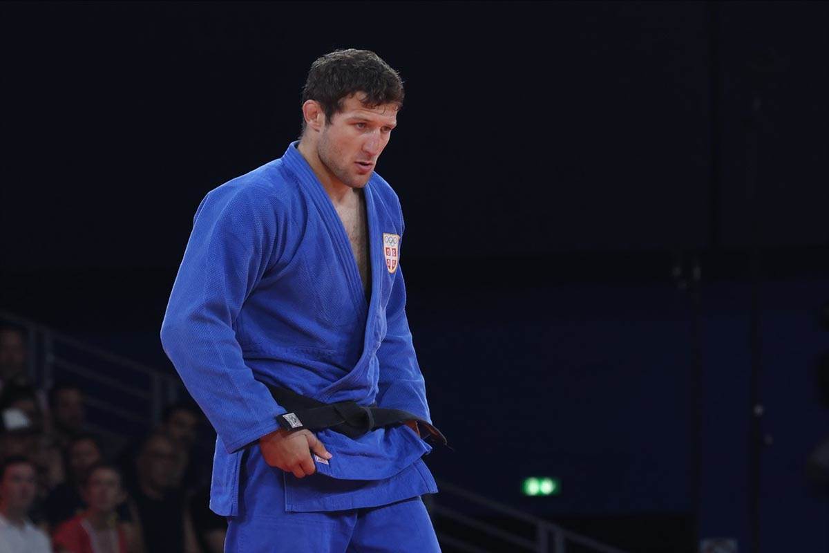 Nemanja Majdov (4).jpg