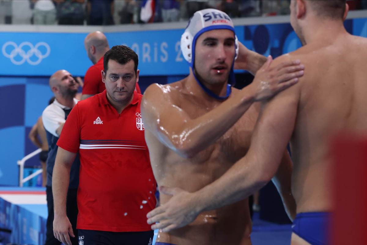 Srbija-Francuska vaterpolo OI (8).jpg