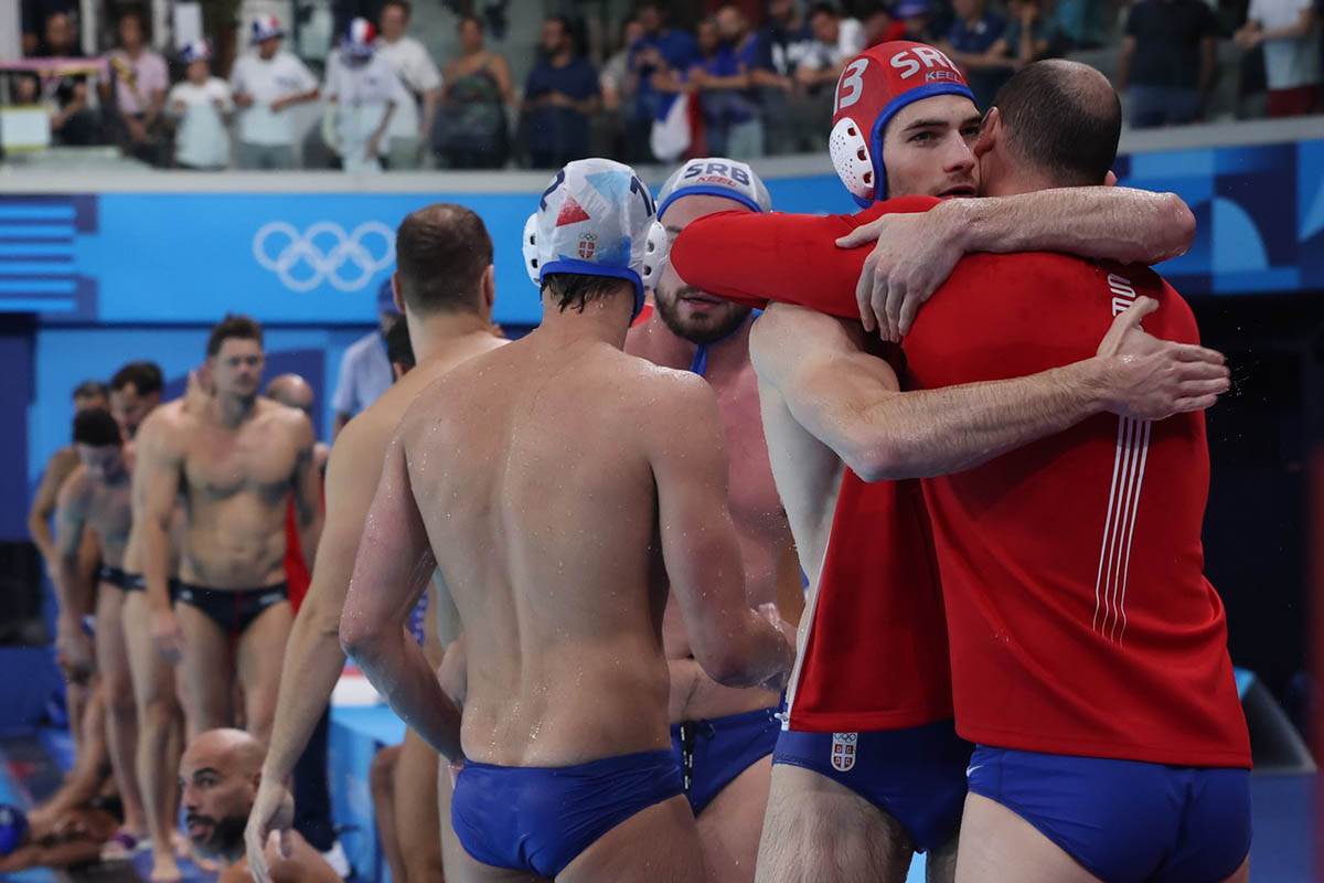 Srbija-Francuska vaterpolo OI (10).jpg