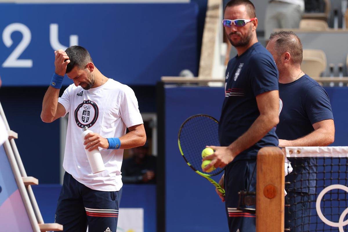 trening Novak pred finale (7).jpg