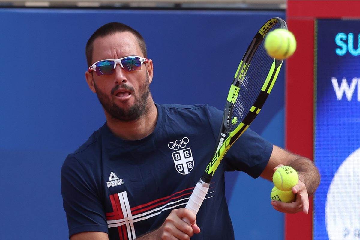 trening Novak pred finale (14).jpg