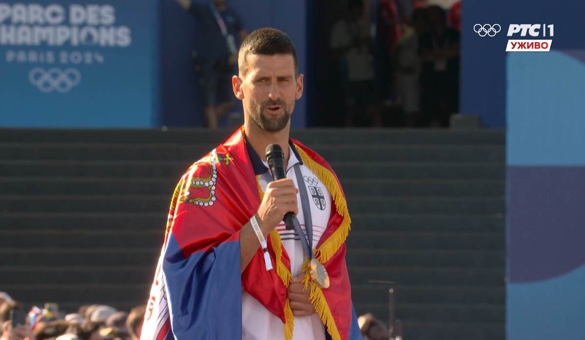 novak govor u parizu.jpg