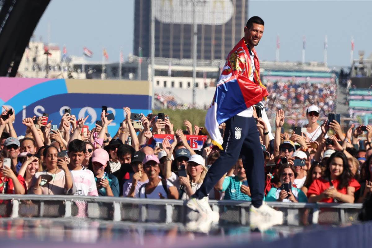 Đoković govor u Parizu (14).jpg