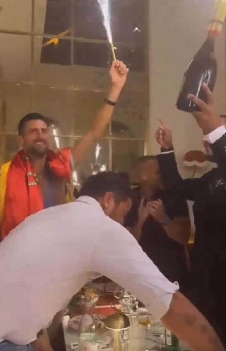 Đoković slavi (3).jpg