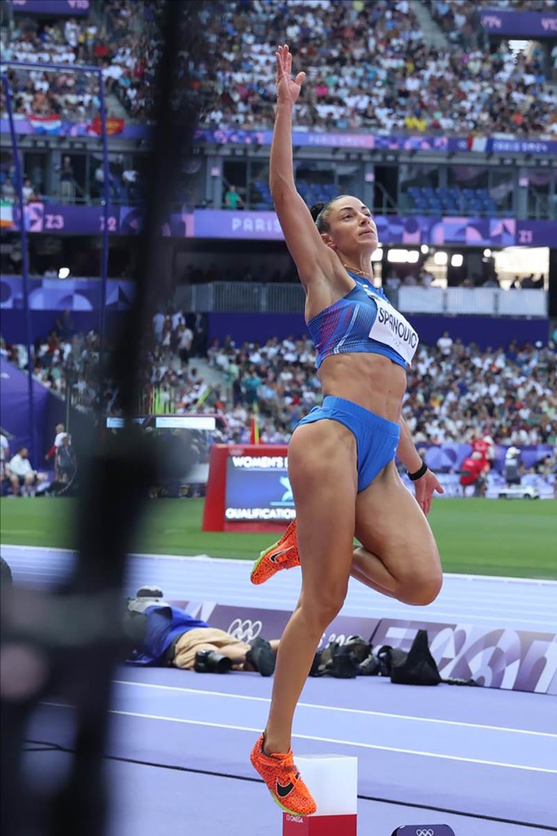 Ivana Španović skače na Olimpijskim igrama u Parizu (8).jpg