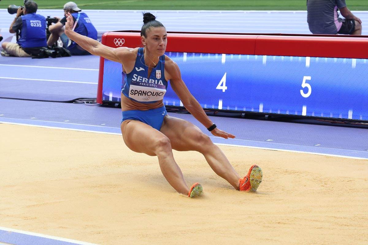 Ivana Španović skače na Olimpijskim igrama u Parizu (17).jpg