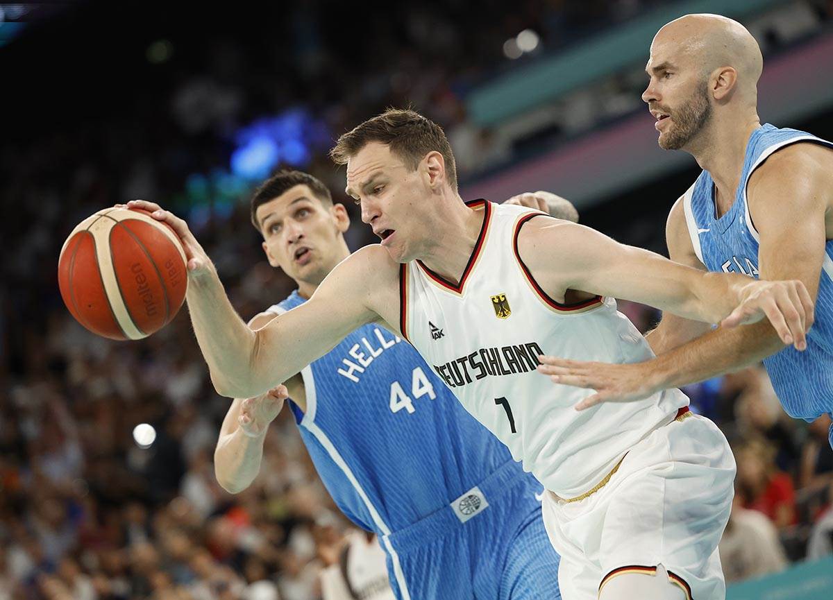 Nemačka Grčka košarka (5).jpg