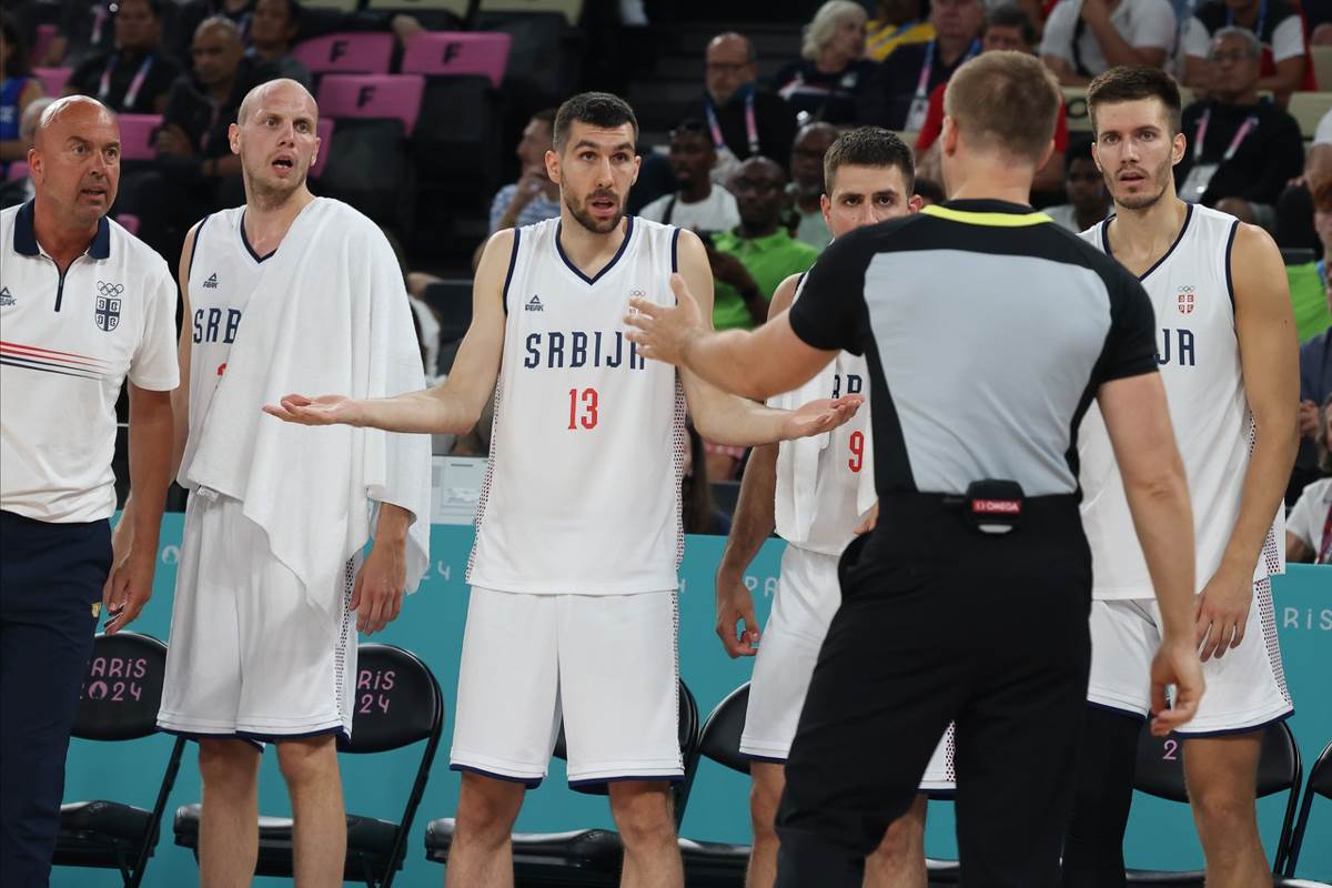 Srbija - Australija košarka-14.jpg