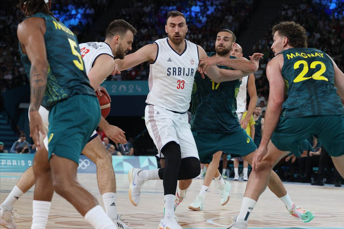 Srbija - Australija košarka.jpg