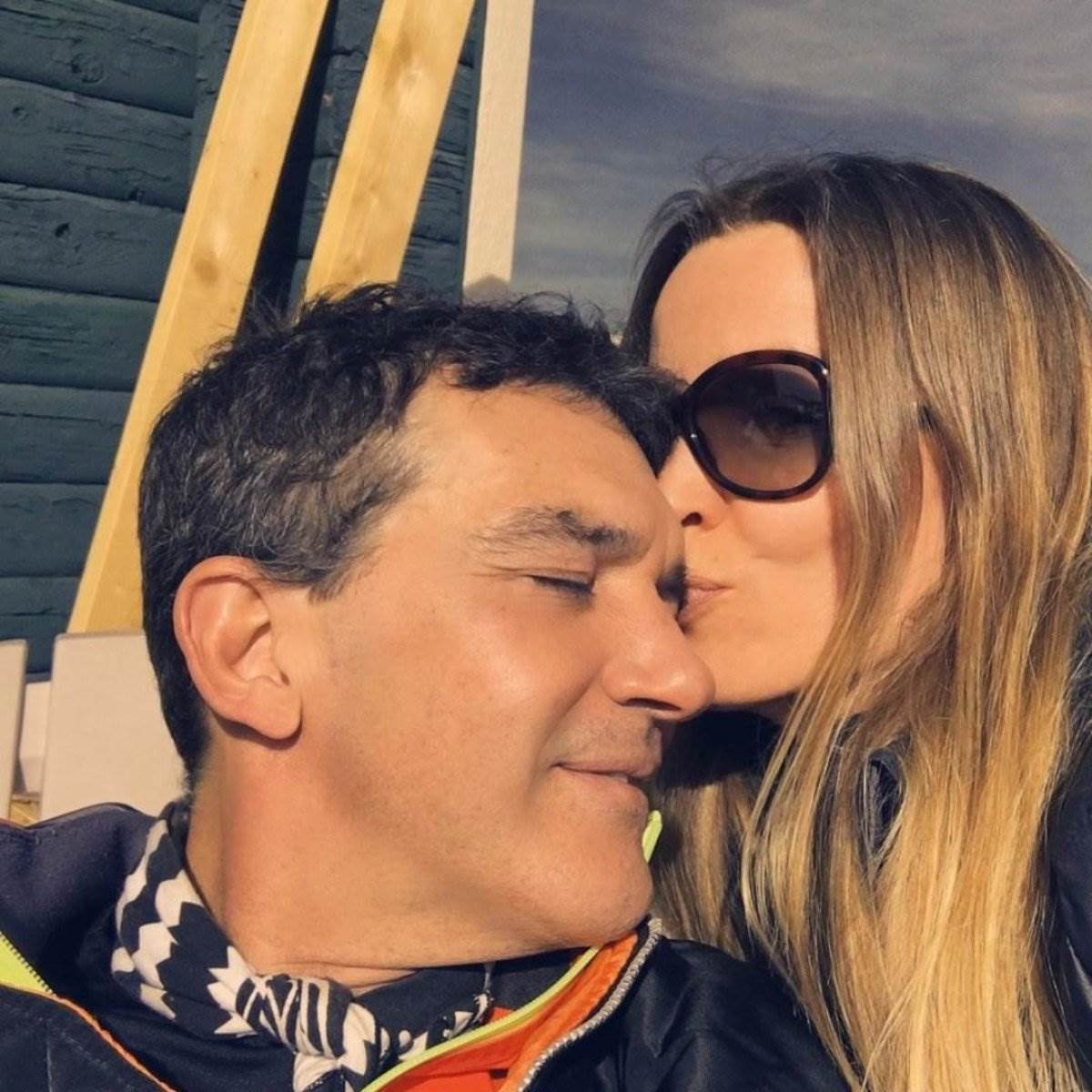 Antonio Banderas i devojka