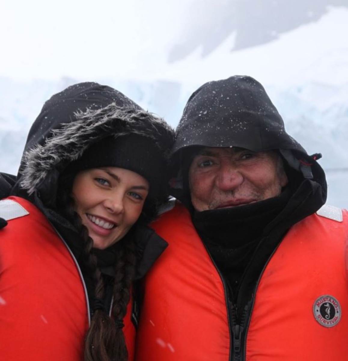 Roberto Kavali sa devojkom (6).jpeg