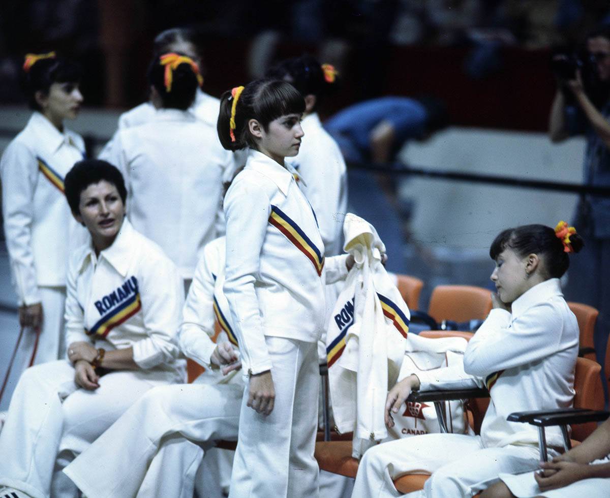 Nadia Comaneci (4).jpg