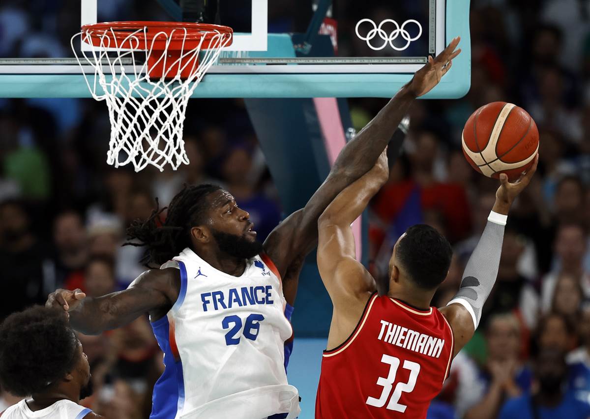 Francuska pobedila Nemačku, Srbija zna put na Olimpijskim igrama