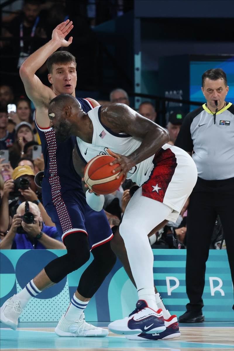 Srbija USA Košarka-3.jpg