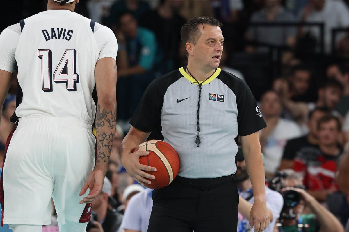 Srbija USA Košarka-3.jpg