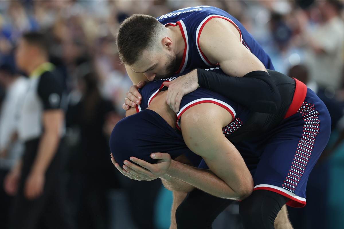 Srbija USA kraj meča-12.jpg