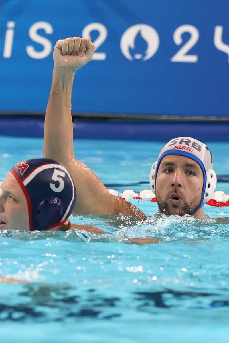 Slavlje vaterpolista srbije-14.jpg