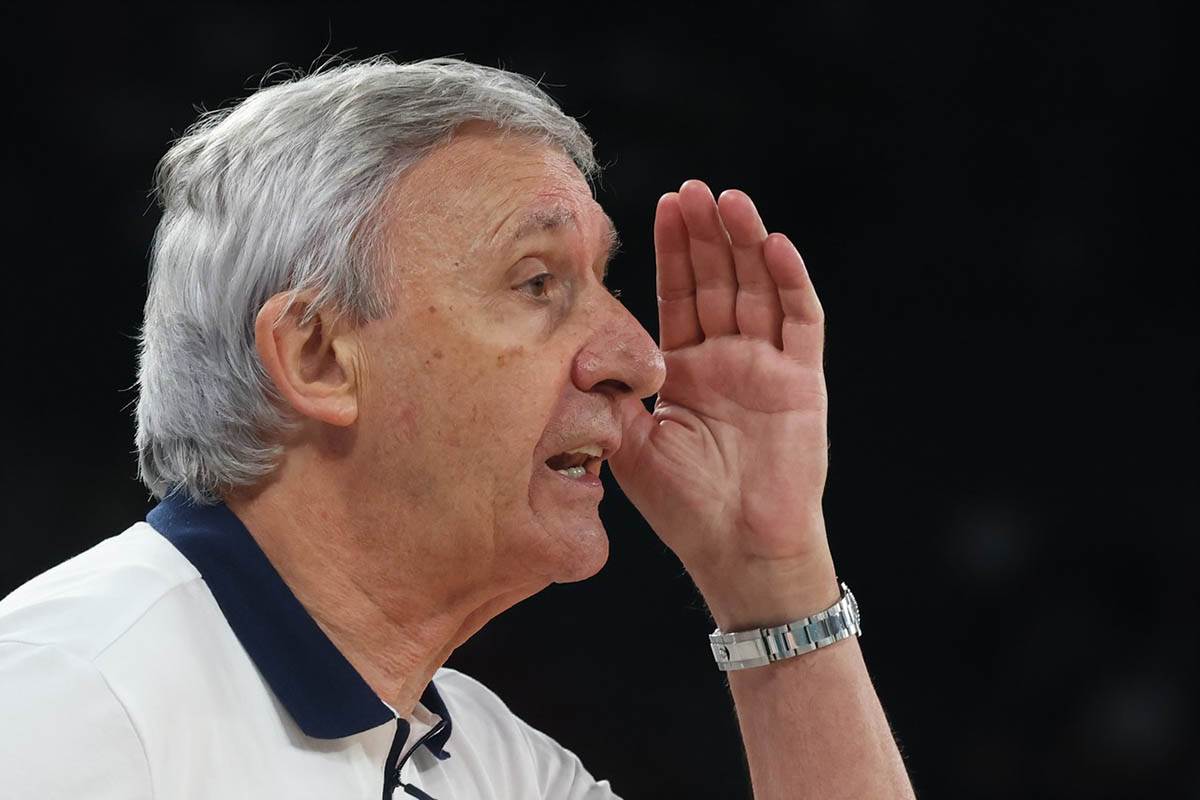 Srbija - Nemačka basket OI (8).jpg