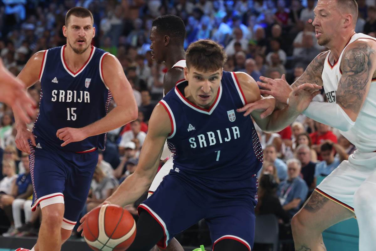 Srbija - Nemačka basket OI (11).jpg