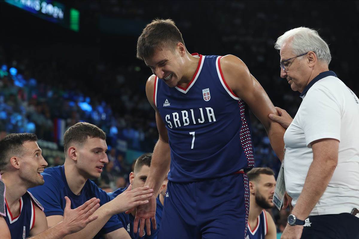 Srbija - Nemačka basket OI (15).jpg