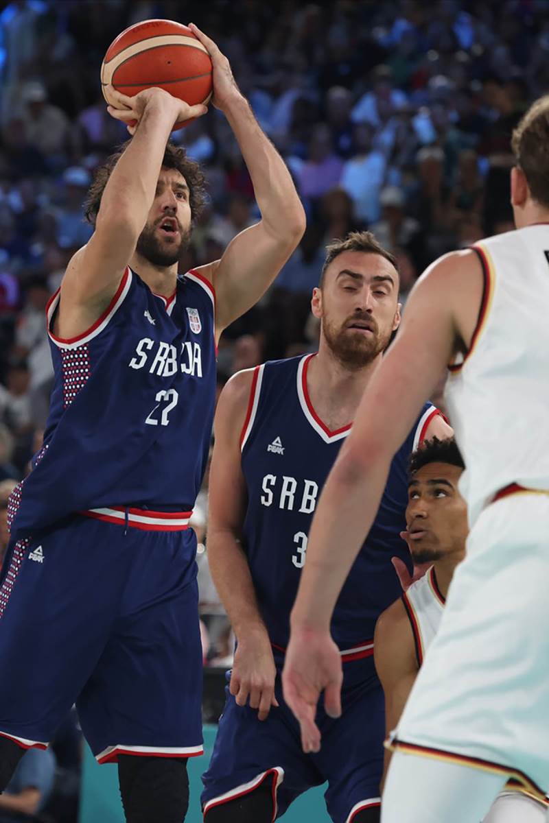 Srbija - Nemačka basket OI (15).jpg