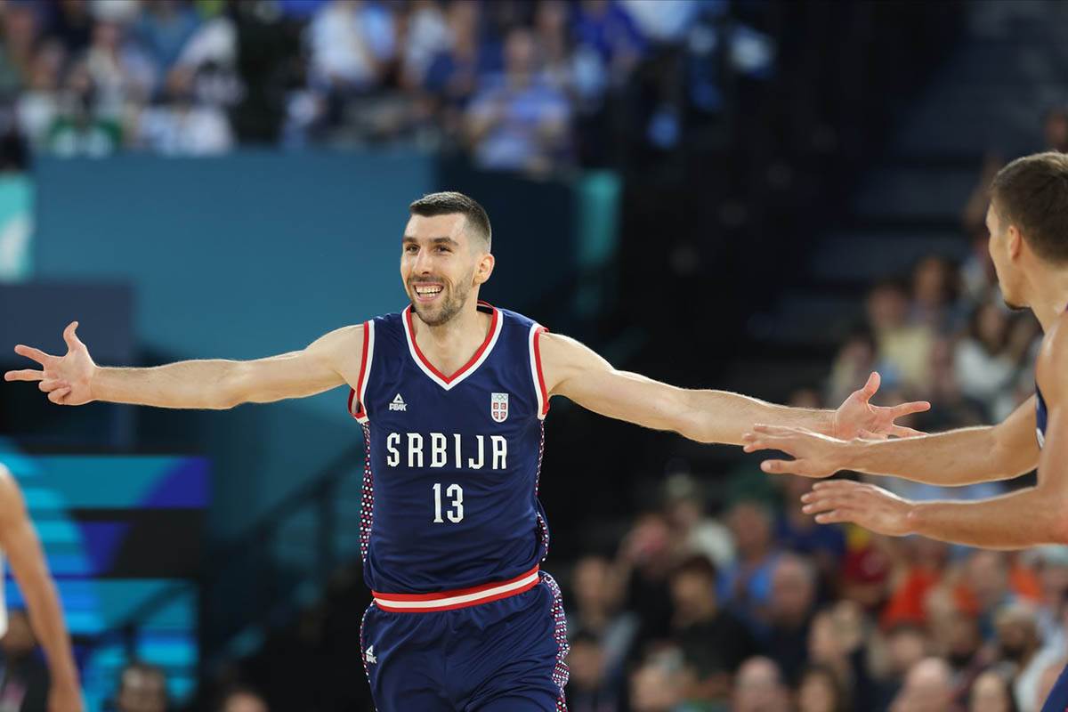 Srbija - Nemačka basket OI (5).jpg