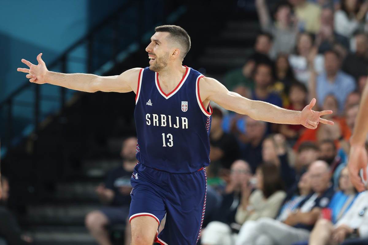 Srbija - Nemačka basket OI (7).jpg