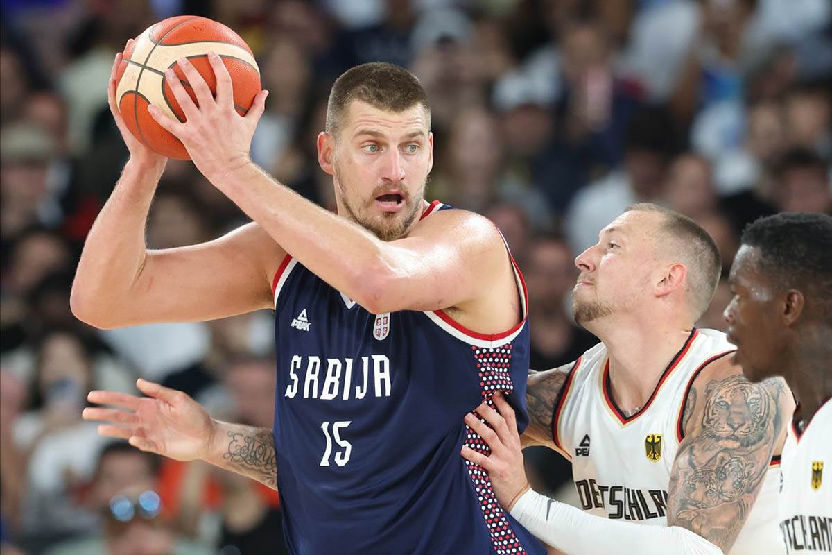 Srbija - Nemačka basket OI (9).jpg