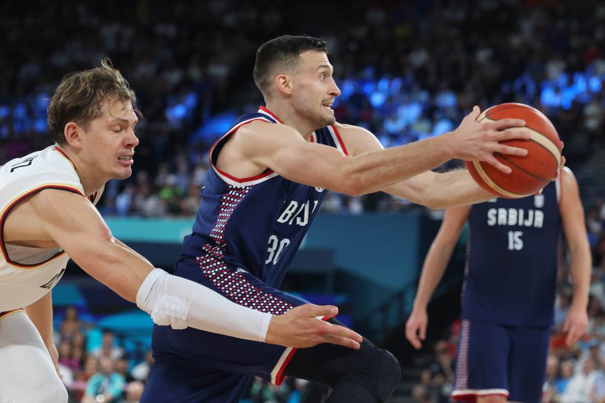 Srbija - Nemačka basket OI  (13).jpg