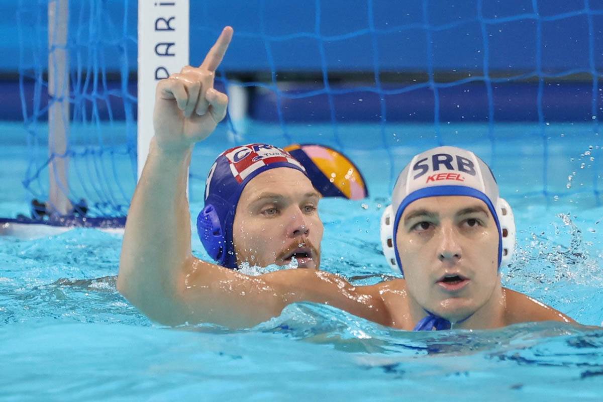 Srbija - Hrvatska Vaterpolo OI (11).jpg