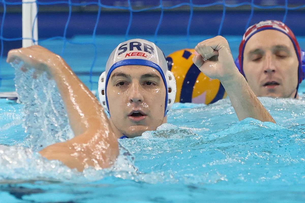 Srbija - Hrvatska Vaterpolo OI (14).jpg