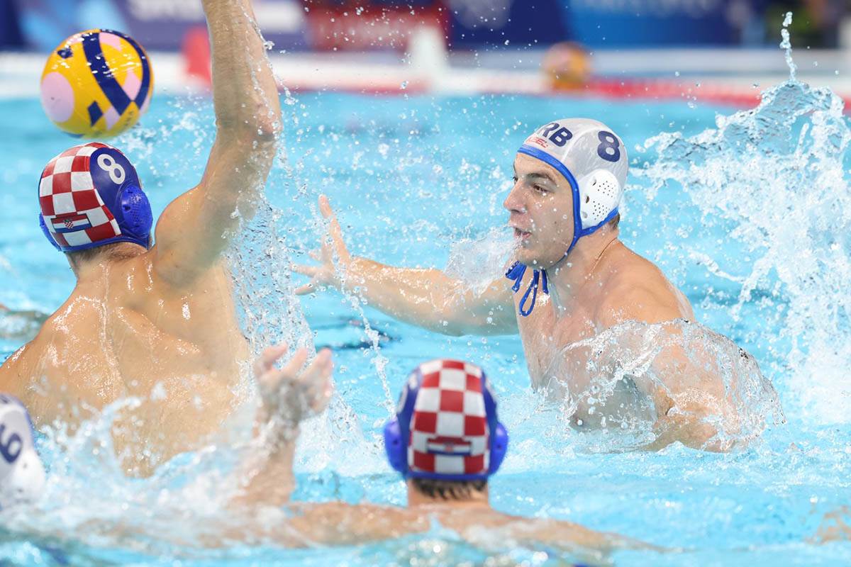 Srbija - Hrvatska Vaterpolo OI  (18).jpg