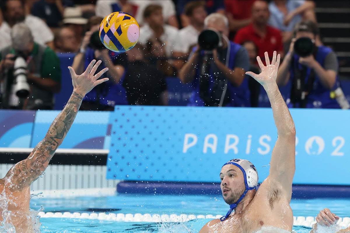 Srbija - Hrvatska Vaterpolo OI  (14).jpg