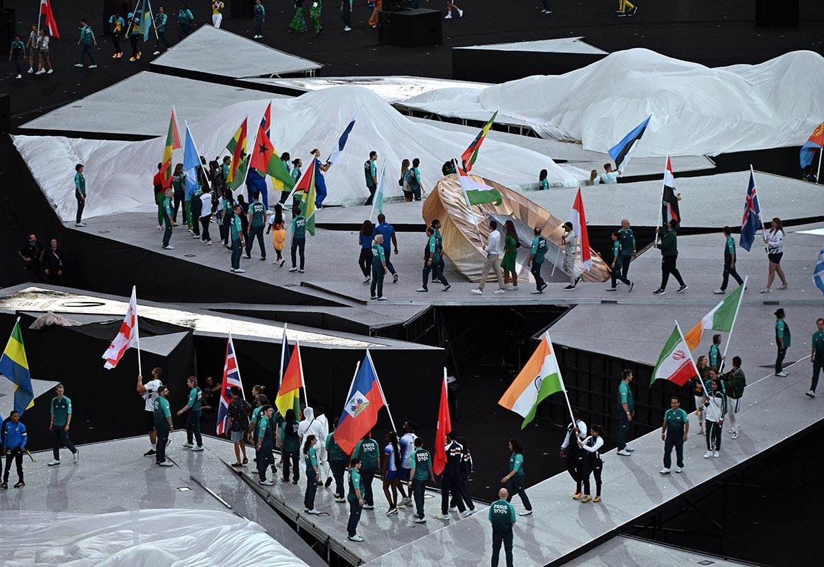 Ceremonija zatvaranja Olimpijskih igara (6).jpg