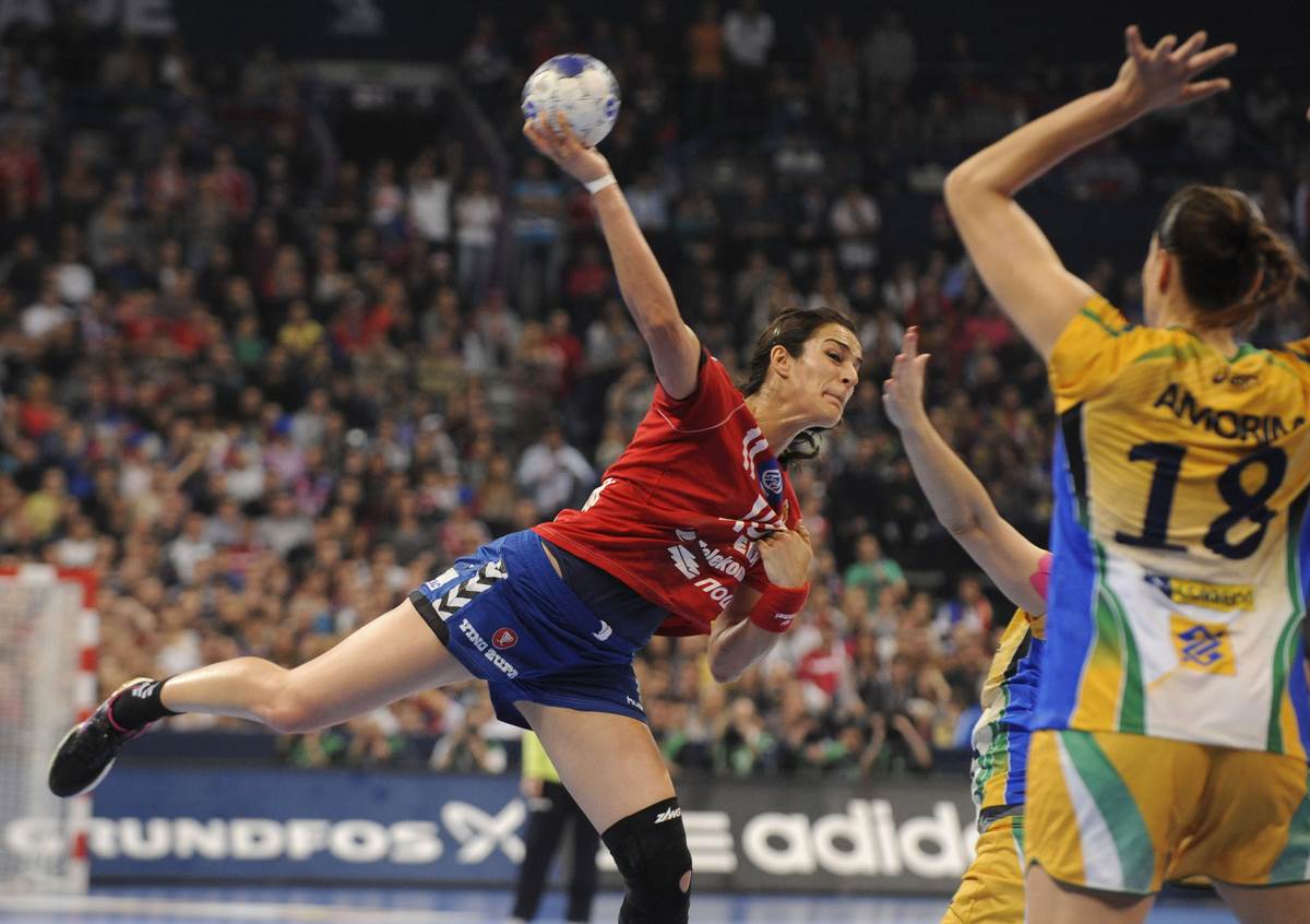 sanja damnjanovic (9).jpg