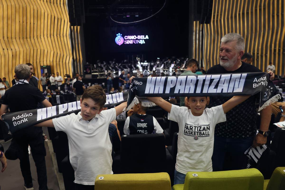 KK Partizan predstavljanje igrača crno-bela simfonija