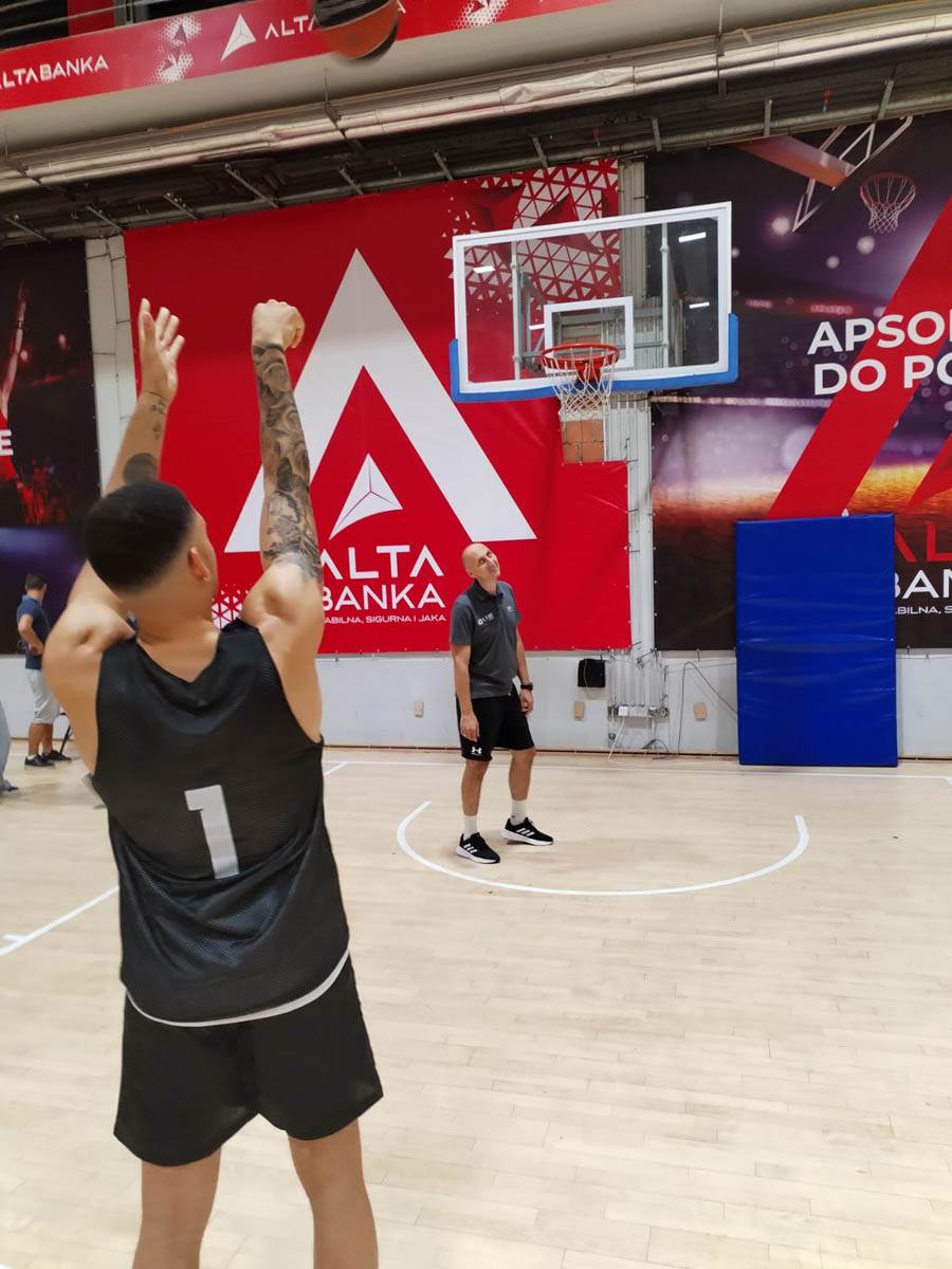 WhatsApp Image 2024-08-20 at 16.21.42(2).jpg