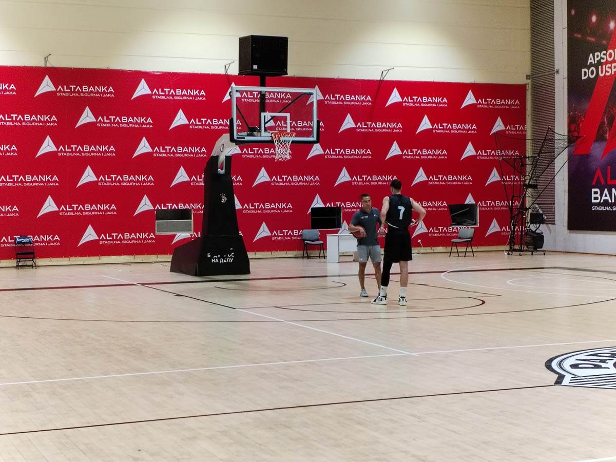 WhatsApp Image 2024-08-20 at 16.21.43(1).jpg