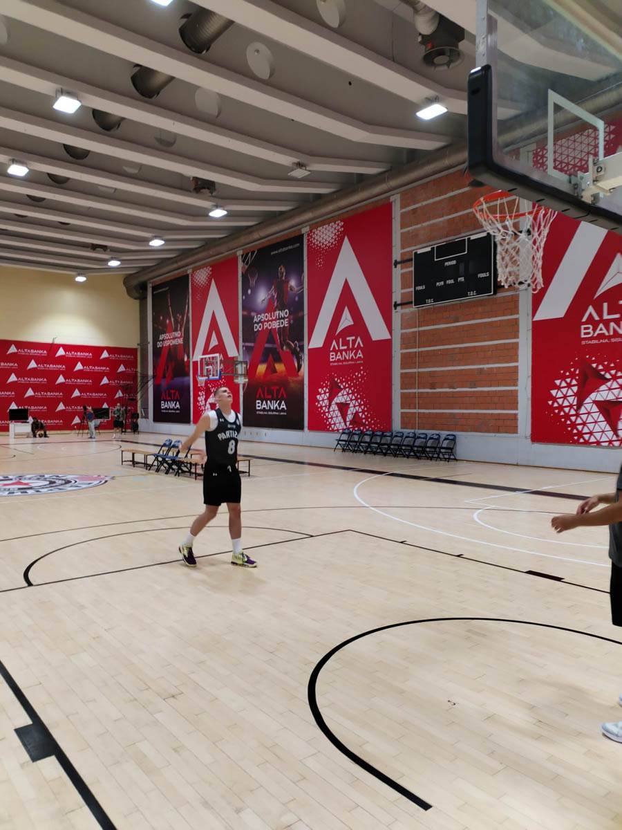 WhatsApp Image 2024-08-20 at 16.32.49.jpg