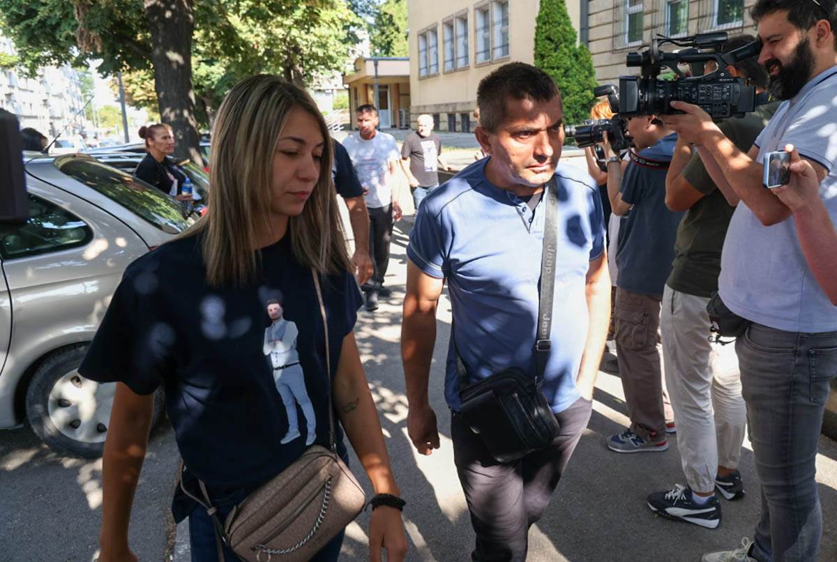 Ubica iz Mladenovca nije odgovorio roditeljima žrtava zašto im je pobio decu