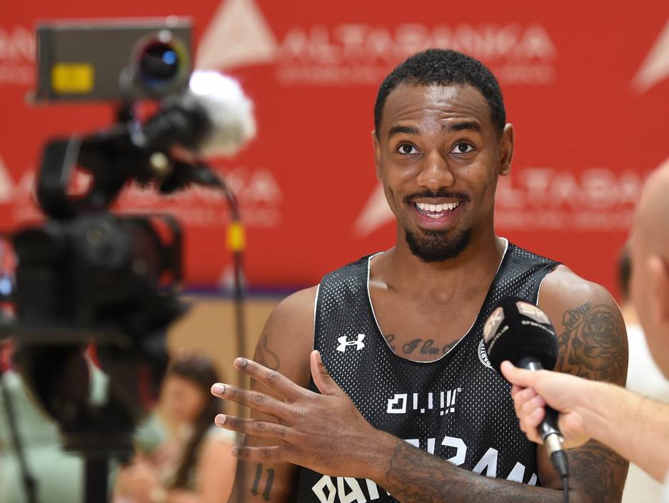 Ajzea Majk ostaje u Partizanu