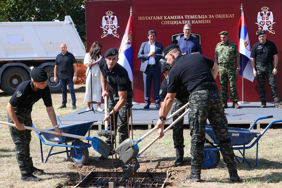 Polaganje kamena temeljca za objekat specijalne namene, jedinice Kobre (18).jpg