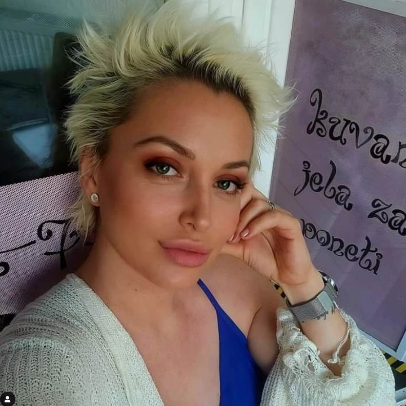 Keti kuvarica Elita (5).png