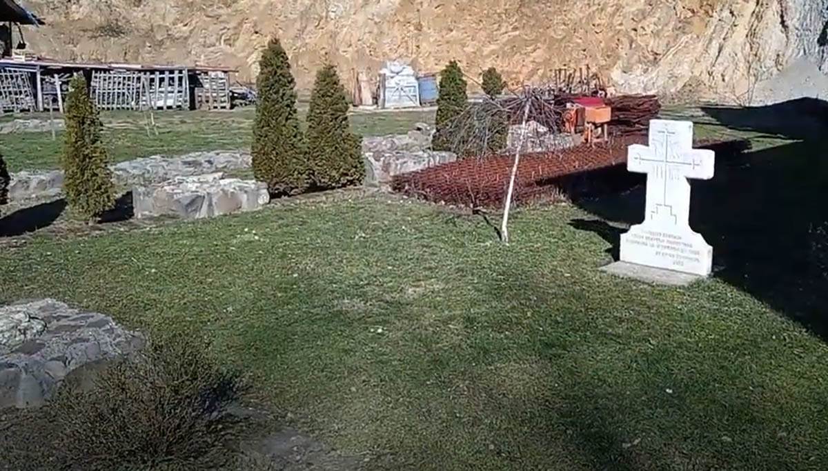 Manastir Bešenovo (5).jpg