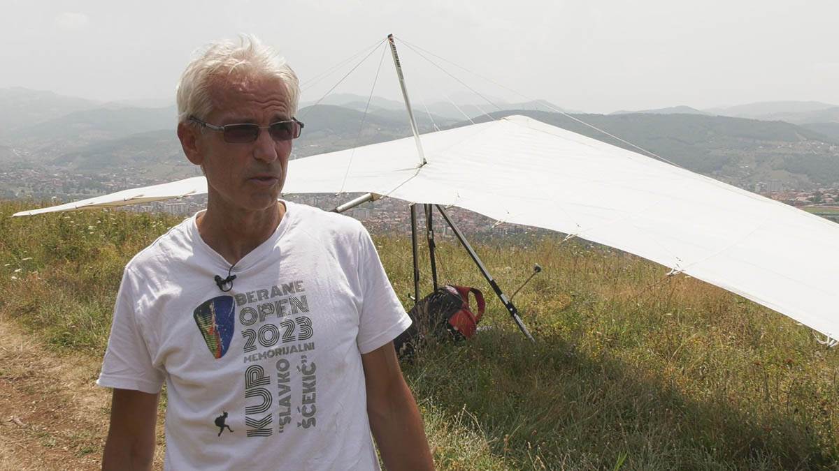 Esad je jedan od retkih zmajara u Srbiji (4).jpg